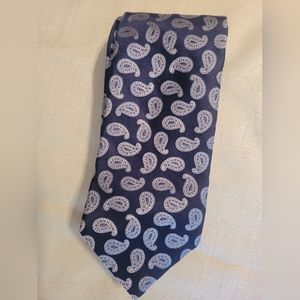 Nautical men tie